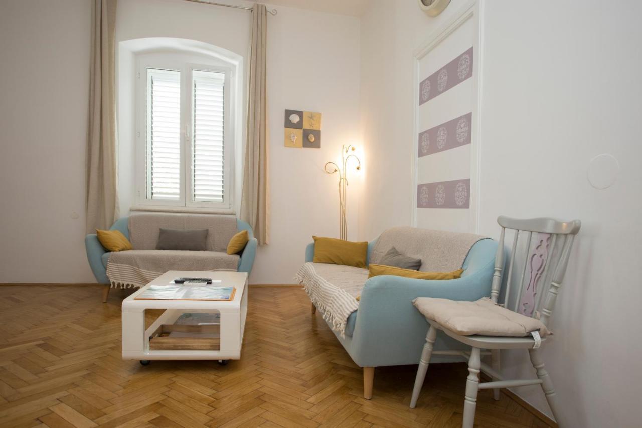 Town Place Apartment Сплит Экстерьер фото
