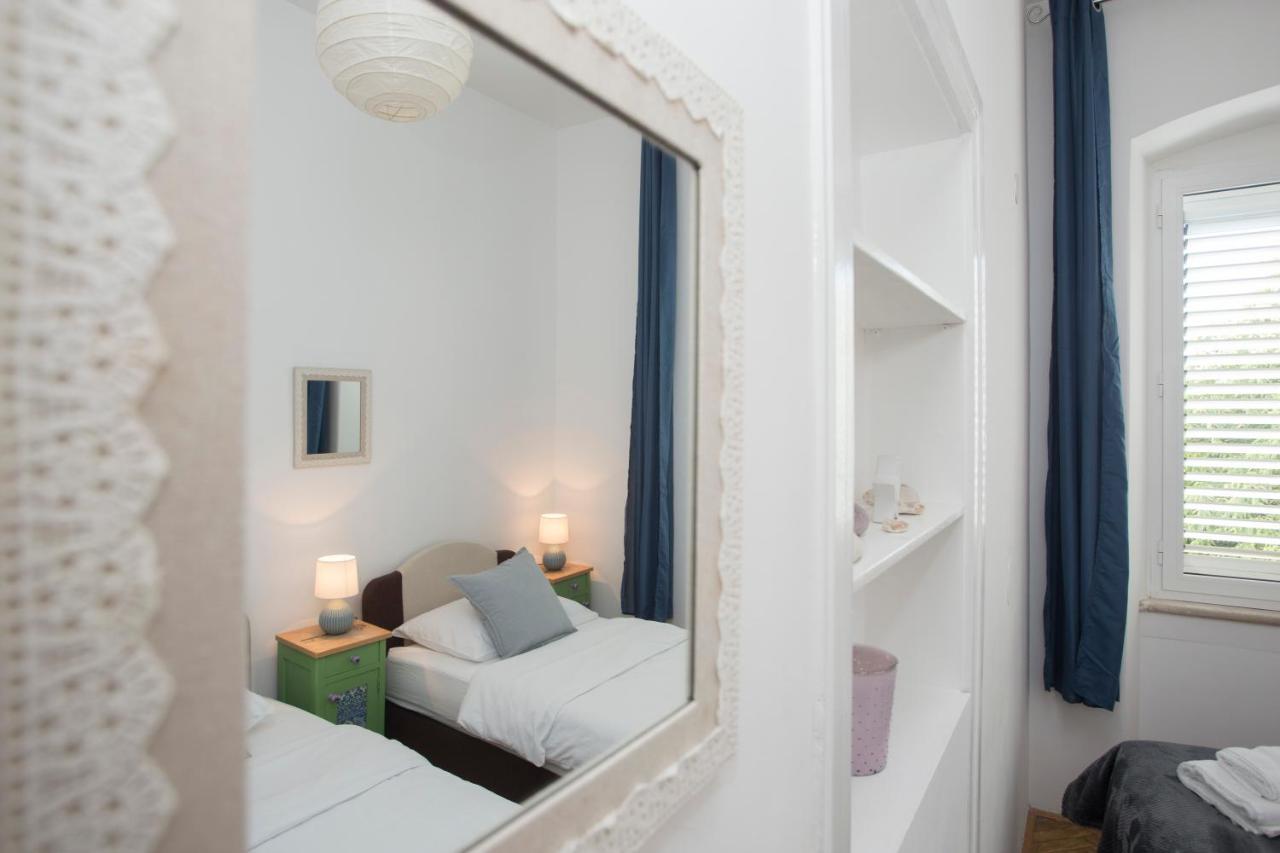 Town Place Apartment Сплит Экстерьер фото